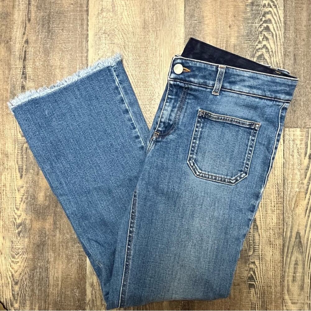 Stella McCartney Flare Jeans Chic Quiet Luxury Raw Hem Italy Women's Size 31